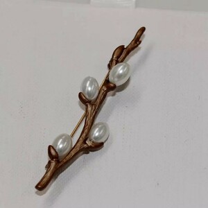 【特選】女性用コートブローチ,人工真珠ブラウンアンティークペイント