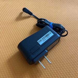 ACアダプター 12V-1.0A センタープラス　プラグ外径5.4mm　②