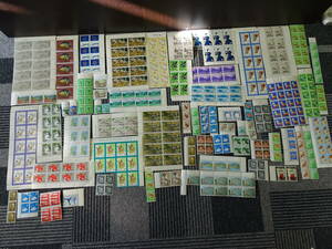 ② 切手 未使用 大量 おまとめ 日本切手 バラ切手 記念切手 いろいろ 激安1円スタート