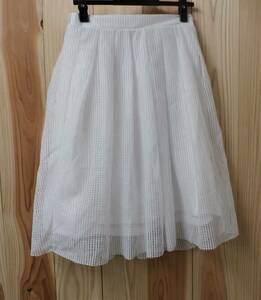  [14849] 　【ローリーズファーム】　ウエストゴム仕様　/　白　/　可愛いスカート　/　 フリーサイズ