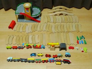 大量 木製玩具 木製レール 100ピース まとめ 特殊レール BRIOパーキング 橋 電車汽車 トンネル BRIO イケア LILLABO ブリオ 各社互換