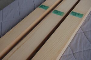 木曽桧 ヒノキ（天然材） 3本で7400円 8年乾燥 角材 材木 木材 新品