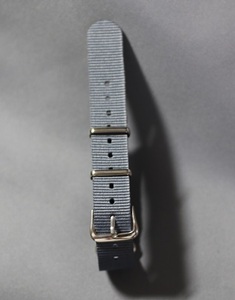 Nato 16mm グレイ ねずみ色 グレー SS・メッキ・銀色尾錠 ストラップ バンド ミリタリー ナイロン製