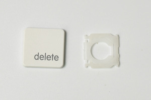 当日発送 Apple Mac キーボード A1314 【 delete 】キートップのみ 9-1　中古品　デリート Keyboard パンタグラフ wireless