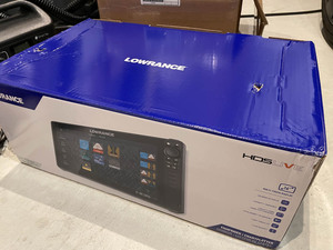 新品 即日出荷 限定１台 日本語対応 LOWRANCE ローランス HDS LIVE 16 3in1 振動子オプション アクティブイメージ 12 live ghost プロ 