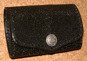新品 ファニー FUNNY 高級 スティングレー スティングレイ 皮革製 小型 BOX コインケース 小銭入れ (黒) 財布 サドルレザー コインパース