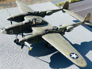 ハセガワ 1/72 アメリカ陸軍戦闘機 P-38 オリーブドラブ塗装機 完成品 筆塗ウェザリング済　雰囲気良好の作品です。