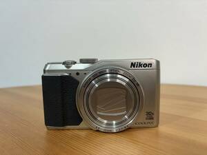 【美品】Nikon COOLPIX S9900 コンパクトデジタルカメラ ニコン シルバー 