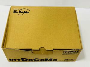 docomo FOMA D905i Gold (ドコモ)　分割完済済み　未使用品
