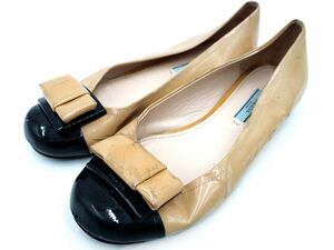 PRADA プラダ フラット パンプス size37.5（23.5ｃｍくらい）/ベージュｘ黒 ■■ ☆ ebc0 レディース