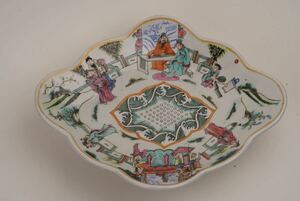 中国古美術 色絵 粉彩 人物 鉢 お菓子鉢 大清同治年製 時代物 旧家藏出