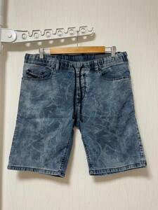 美品☆[DIESEL] WAYKEESHORT-NE 0681T jogg USED加工 リーフ柄 ジョグデニム イージーショーツ ハーフパンツ 34 ディーゼル