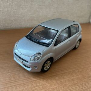 トヨタ非売品　カラーサンプル パッソ　ミニカー　20238