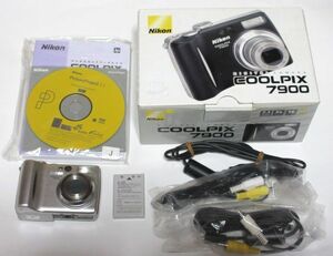 送料無料 Nikon COOLPIX 7900 動作不明 ジャンク扱い 部品取り デジタルカメラ ニコン