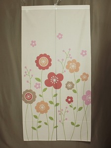 長尺暖簾 H1214-27 送料無料 メルヘン調の花の柄 170ｃｍ 長尺のれん お部屋のインテリヤに ロングサイズしゃれたプリント模様 間仕切りに