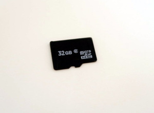 microSDXCカード 32GB 即決価格！