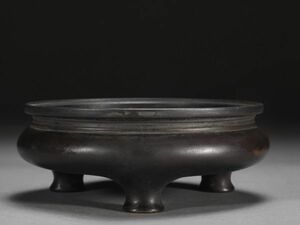 【瓏】古銅鏨刻彫 鬲式香炉 大明宣徳年製 銅器 古賞物 中国古玩 蔵出