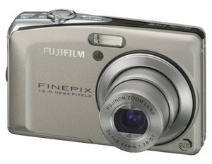 FUJIFILM デジタルカメラ FinePix (ファインピクス) F50fd シルバー 1200万