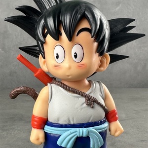 ★ドラゴンボール　☆ 孫悟空　★海外限定　17CM フィギュア PVC