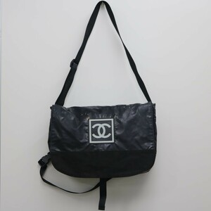 T6D0452 CHANEL/シャネル スポーツライン メッセンジャー ナイロン ショルダーバッグ