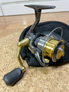 ★即決！稀少 シマノ 10 ステラ C2000HGS 美品！ 機関好調 SHIMANO STELLA ソフトケース付き★