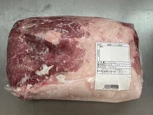 肉屋発！米国産　豚肩ロースブロック　２７３５ｇ　肩ロース　冷凍　ブロック　塊肉　業務用　同日落札で同梱可能　１円
