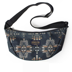 PENDLETON HALF MOON BAG ペンドルトン ハーフ ムーン PDT-000-241031 ショルダーバッグ 斜め掛け ブラック