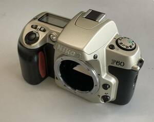 【動作OK】ニコン　Nikon F60D Panorama シルバー