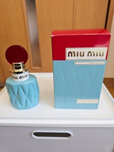 ミュウミュウmiumiu　オードパルファム　50ml　香水　ほぼ満量