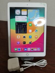 695 iPad 2018 第6世代, 9.7 A10◆32GB Silver Wifiモデル バッテリー100% MR7G2 J/A A1893 Apple・iphone・galaxy・タブレット