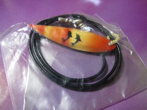 ハンドメイド　木製サーフィン形のファッションネックレス （タイプJ）　送料120円