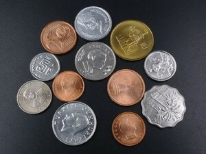 世界貨幣12枚 硬貨 タンザニア タイ イタリア ルクセンブルク ドイツ トンガ 韓国 メキシコ パキスタン ブラジル イラク トルコ コイン