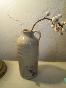骨董・レトロ　昭和初期頃の陶器瓶・花器にも　/貫入がいい味になっています☆アンティーク好きな方に　