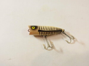 ヘドン　チャガースプーク　Heddon CHUGGER SPOOK アンカタログカラー　縦割れ 吹き目 オールドヘドン (253-532