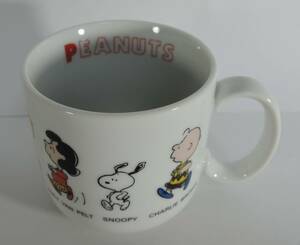 ☆06J■PEANUTS　マグカップ　陶器製■チャーリー・ブラウン/スヌーピー/サリー/ルーシー/ライナス/シュローダー/マーシー/ペパーミント