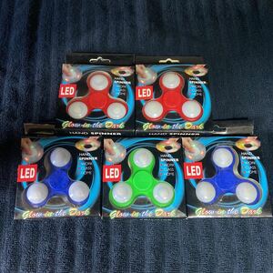 新品 ハンドスピナー5個セット 青 赤 緑 3種 セット LED電池切れ 知育玩具 おもちゃ 天才 流行 回転　コマ ベイブレード