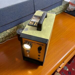 昭和レトロ　プロジェクター Lucky Cassette projector Fujimoto photo