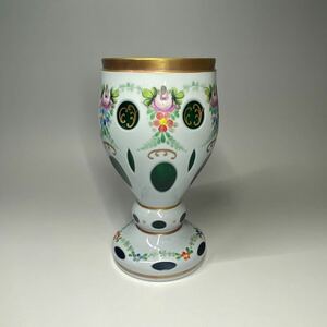 ボヘミアグラス　金彩緑色硝子花瓶　草花文 フラワーブーケ フラワーベース 花瓶 花器 インテリア 西洋美術