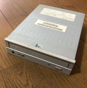 CD-ROMドライブ SCSI接続 ★ジャンク☆