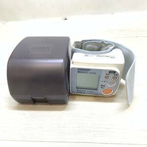 ■OMRON 自動電子血圧計 オムロンデジタル自動血圧計 HEM-642 19年製 血圧計 手首式 健康管理 動作確認済■R41761