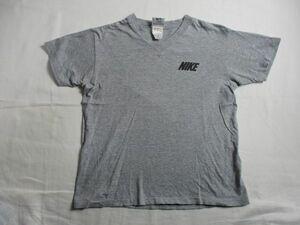 BD657【NIKE・ナイキ】プリント　半袖　Ｔシャツ　男児　淡黒　140