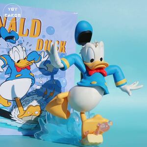 『ドナルド・ダック』　ディズニー　転んでしまった　おもちゃ　プレゼント　フィギュア　アートトイ　正規品　15センチ