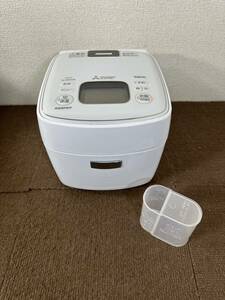 I【中古品】三菱 IHジャー炊飯器 NJ-SEA06-W 2022年製 炊飯容量 0.63L 0.5合〜3.5合炊き 通電動作確認済み