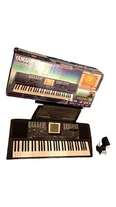 22013 YAMAHA/ヤマハ/PSR-330/キーボード/電子ピアノ/ポピュラー音楽/鍵盤楽器/演奏/バンド/音響/楽器/セッション/メロディ/音色/サウンド