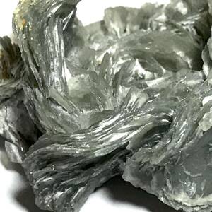 内蒙古産緑色方解石花・28g（中国産鉱物標本）