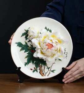 新品　飾り皿　磁器　牡丹の花　花開富貴　装飾　置物　牡丹　手作り　陶磁器 賞物 収納箱付き　プレゼント　お祝い