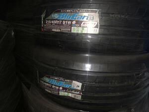 未使用　処分　ヨコハマ BluEarth RV-01 RV01　215/45R17　1本価格