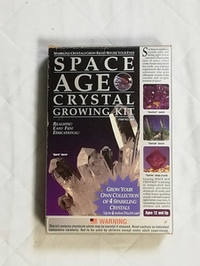 スペースエイジクリスタルグローイングキット　宝石の様な美しい結晶培養成長キット　サイエンス科学　未使用　研究観察