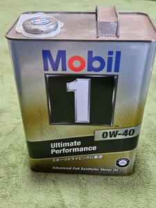 モービル1　エンジンオイル　4L缶 ②