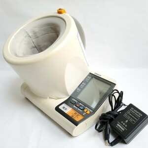 OMRON オムロン HEM-1010上腕式 血圧計 デジタル自動血圧計 ACアダプター付属 自動電子血圧計 簡易動作確認◯